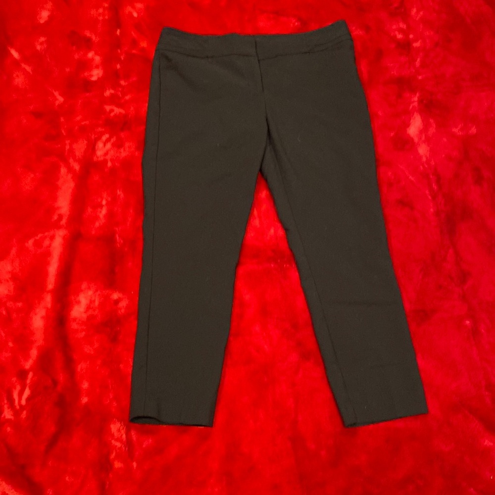 Black cropped dress pant
